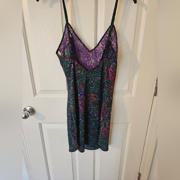 Victoria's Secret Vintage Gold Label Paisley Slip Dress Size M - Picture 3 of 4